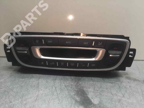 Airco bedieningspaneel RENAULT MEGANE III Hatchback (BZ0/1_, B3_) 1.9 dCi (BZ0N, BZ0J) (131 hp) 10373408