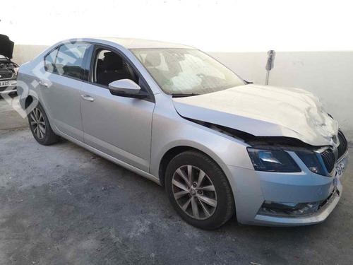 Used Parts SKODA OCTAVIA III Combi (5E5, 5E6)  1.6 TDI  916156