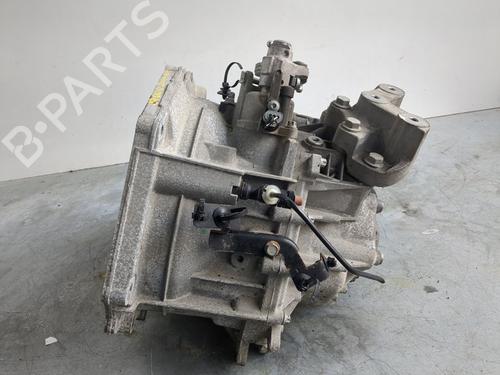gearbox-opel-insignia-b-grand-sport-z18-2017-31589258 main image