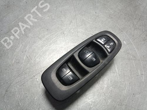 Used Left front window switch RENAULT KADJAR (HA_, HL_) 1.6 dCi 130 4x4 (HLA4) (130 hp) 26190453