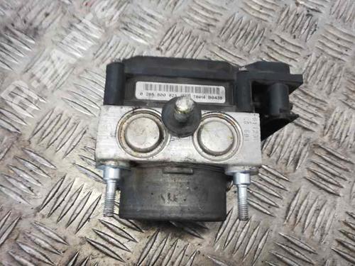 Used ABS pump FIAT BRAVO II (198_) 1.9 D Multijet (198AXB1A) (120 hp) 3202153