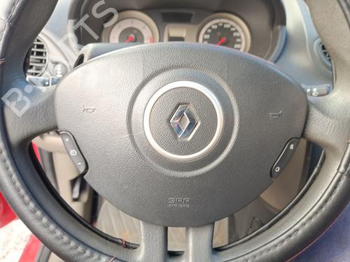 Used Driver airbag RENAULT CLIO III (BR0/1, CR0/1) 1.5 dCi (BR17, CR17) (86 hp) 12498365