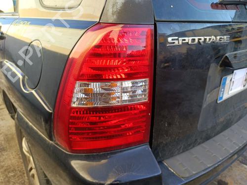 Used Left taillight KIA SPORTAGE II (JE_, KM_) [2004-2011]  31240419