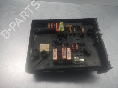 Used Fuse box Fuse box 38624128 38624128