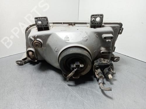 Right headlight KIA SPORTAGE SUV (K00) 2.0 TD 4WD | BP19672234C29 