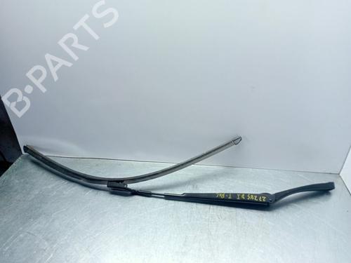 Used Front windshield wiper arm Front windshield wiper arm 37170943 37170943