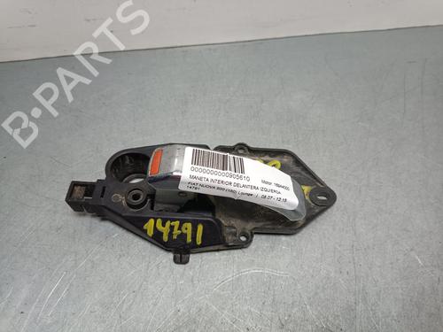 Used Front left interior door handle FIAT 500 (312_) 1.2 LPG (312AXA1A) (69 hp) 25032197