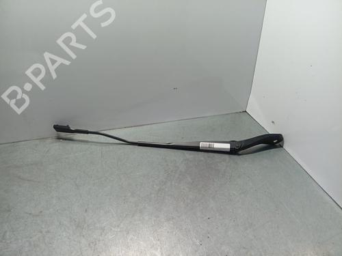 BP30467760C143 main image