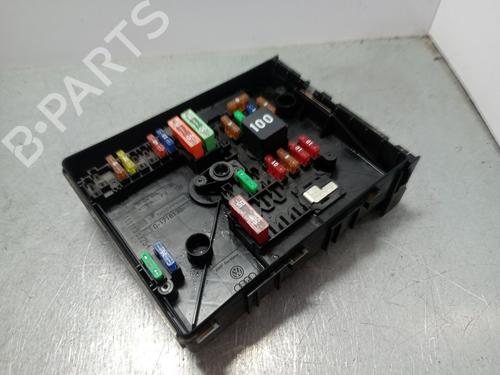 Used Fuse box VW CADDY III MPV (2KB, 2KJ, 2CB, 2CJ) 1.6 TDI (102 hp) 32084776