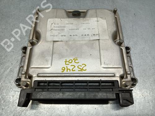 Used Engine control unit (ECU) PEUGEOT 307 (3A/C) 1.6 HDi (90 hp) 23338027