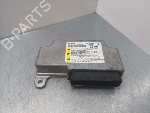 Used ECU airbags CHEVROLET CAPTIVA (C100, C140) 2.0 D 4WD (150 hp) 16680627