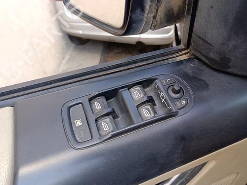 Left front window switch LAND ROVER FREELANDER 2 (L359) 2.2 TD4 4x4 | BP29348517I27 