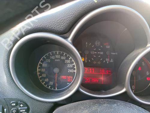 Quadrante Quadrante ALFA ROMEO 147 (937_) 1.9 JTDM (937.AXD1A, 937.AXV1A, 937.BXB1A) (115 hp) 35929954 35929954