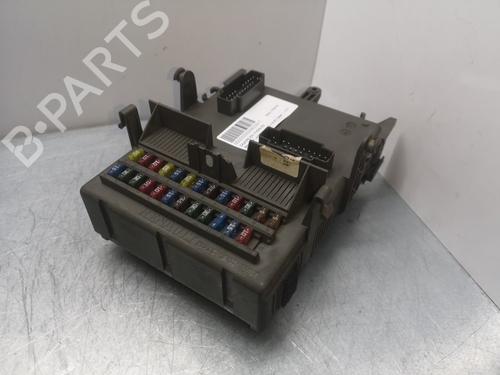 Used Fuse box RENAULT LAGUNA II (BG0/1_) [2001-2007]  16307928
