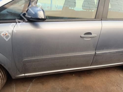Used Left front door OPEL ZAFIRA / ZAFIRA FAMILY B (A05) 1.9 CDTI (M75) (120 hp) 27369778