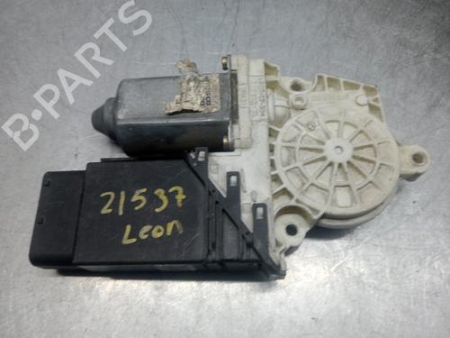 Used Left front window motor SEAT TOLEDO II (1M2) [1998-2006]  27866862
