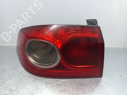 Used Left taillight RENAULT LAGUNA II (BG0/1_) [2001-2007]  19174929