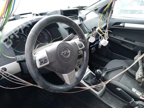 Fuse box OPEL ASTRA H (A04)  | BP13451013E1 