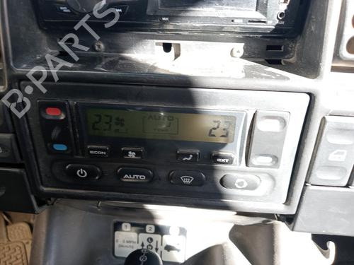 Commande Chauffage LAND ROVER DISCOVERY II (L318) 2.5 Td5 4x4 (139 hp) 23223514