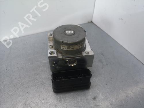 Used ABS pump FORD MONDEO V Hatchback (CE) 1.6 TDCi (115 hp) 17467540