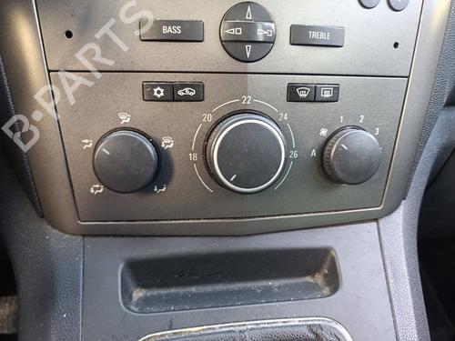 Used Climate control Climate control 38260896 38260896