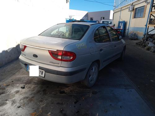 Engine control unit (ECU) RENAULT MEGANE I (BA0/1_)  | BP17121038M57 