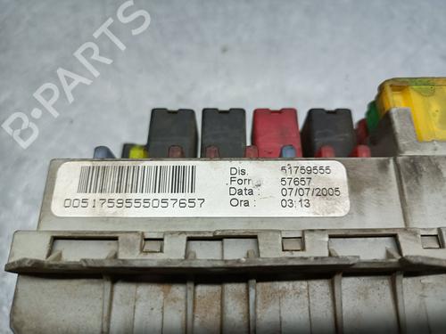 Fuse box FIAT STILO (192_)  | BP19438498E1 