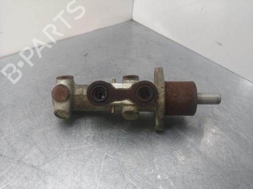 Used Brake master cylinder FIAT PANDA (169_) 1.2 (169.AXB11, 169.AXB1A) (60 hp) 9839076