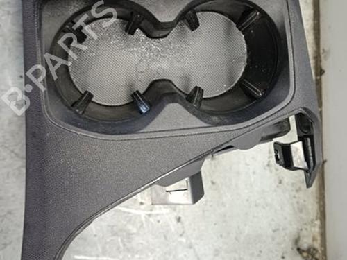 Armrest / Center console PEUGEOT 3008 II SUV (MC_, MR_, MJ_, M4_)  | BP29720618I20 