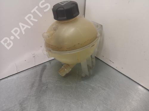 Used Expansion tank PEUGEOT 308 II (LB_, LP_, LW_, LH_, L3_) [2013-2021]  15240775