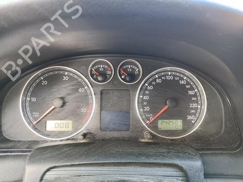 Used Instrument cluster VW PASSAT B5.5 (3B3) [2000-2005]  29348267