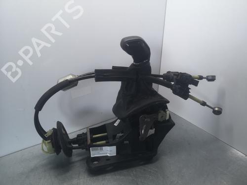 Manual gearbox selector CITROËN C4 CACTUS 1.6 BlueHDi 100 (99 hp) 17589127