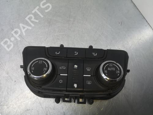 Used Climate control OPEL ZAFIRA TOURER C (P12) 1.4 (75) (140 hp) 19122759