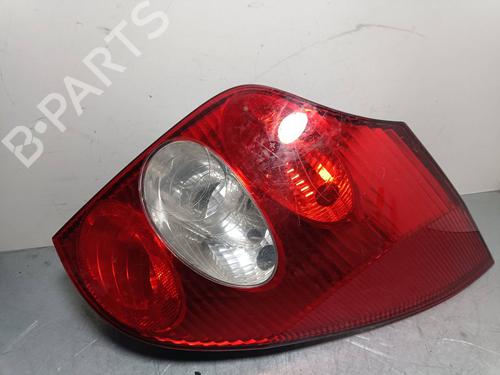 Used Right taillight RENAULT LAGUNA II Grandtour (KG0/1_) [2001-2007]  1574475