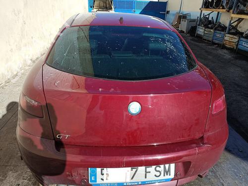 Used Tailgate ALFA ROMEO GT (937_) 1.9 JTD (937CXN1B) (150 hp) 31240347
