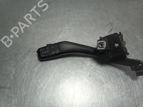 Used Steering column stalk SEAT LEON (1P1) [2005-2013]  28071128