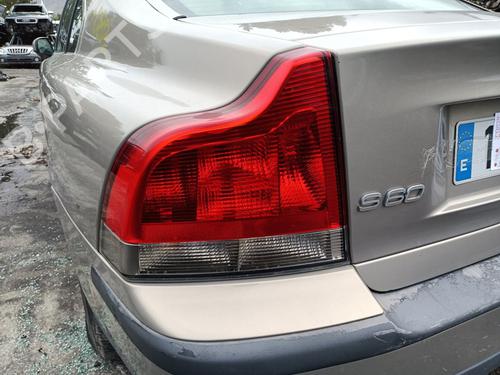 Feu arrière gauche VOLVO S60 I (384) [2000-2010]  32007825
