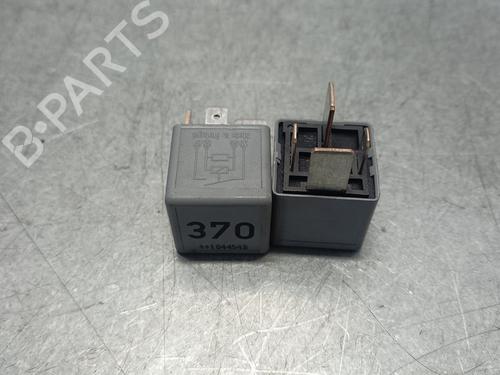 Used Fuse box AUDI A6 Allroad C6 (4FH) 3.0 TDI quattro (240 hp) 29508505
