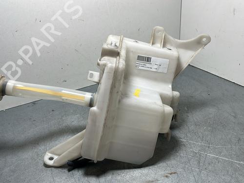 Used Windscreen washer tank TOYOTA COROLLA Saloon (_E15_) 2.0 D-4D (ADE150) (126 hp) 30321355