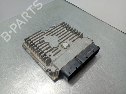 Used Engine control unit (ECU) Engine control unit (ECU) VW GOLF VI (5K1) [2008-2014] 32288449 32288449