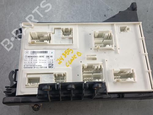 Used Fuse box MERCEDES-BENZ A-CLASS (W176) A 180 CDI / d (176.012) (109 hp) 21096334