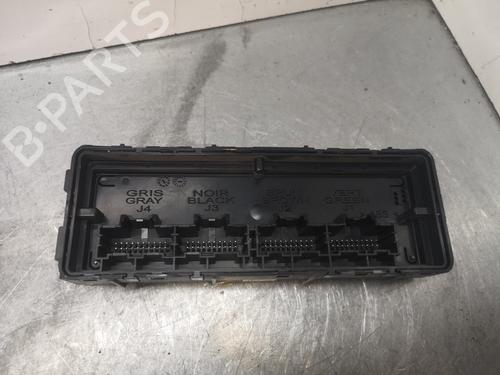 Fuse box OPEL ASTRA J (P10) | BP13876653E1