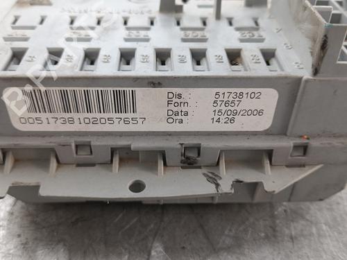 Fuse box FIAT CROMA (194_) 1.9 D Multijet (194AXC1B, 194AXC12) | BP10902362E1 