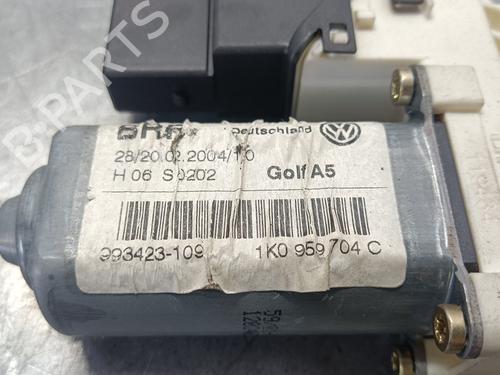 Right rear window motor VW GOLF V (1K1)  | BP29452646E22 