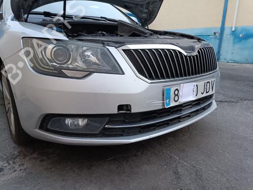 Stoßstange vorne für SKODA SUPERB II Estate (3T5) 2.0 TDI 16V (140 hp) 31172507