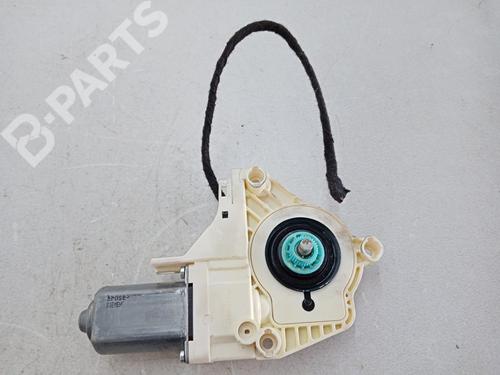 Used Left rear window motor LAND ROVER RANGE ROVER SPORT I (L320) 2.7 D 4x4 (190 hp) 9966623