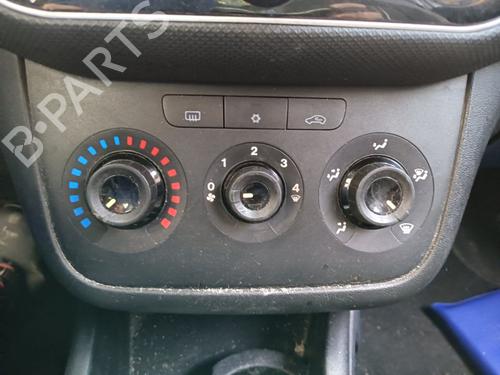 Used Climate control Climate control FIAT PUNTO EVO (199_) 1.3 D Multijet (199AXC1A, 199BXC1A, 199AXT1A, 199BXT1A) (75 hp) 34702490 34702490