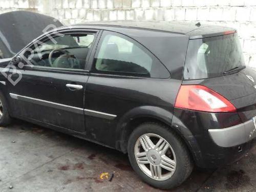 Feu de brouillard avant droit RENAULT MEGANE II Saloon (LM0/1_) 1.9 dCi (LM0G, LM1G, LM2C) | BP221523C31 
