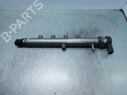 Used Injection rail Injection rail MERCEDES-BENZ SPRINTER 3,5-t Van (B907, B910) 317 CDI (910.633) (170 hp) 36161511 36161511