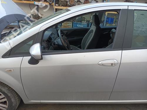 Used Left front door Left front door FIAT PUNTO EVO (199_) 1.3 D Multijet (199AXC1A, 199BXC1A, 199AXT1A, 199BXT1A) (75 hp) 34702503 34702503